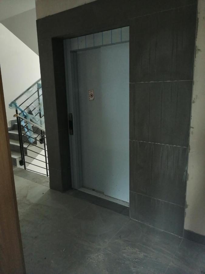 Apartamenty Galeria Polnocna Warszawa Exteriör bild