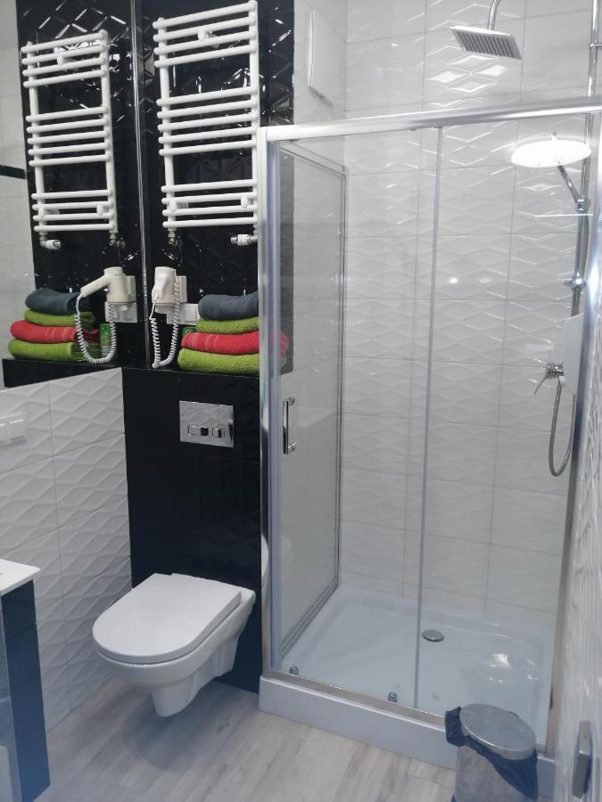 Apartamenty Galeria Polnocna Warszawa Exteriör bild