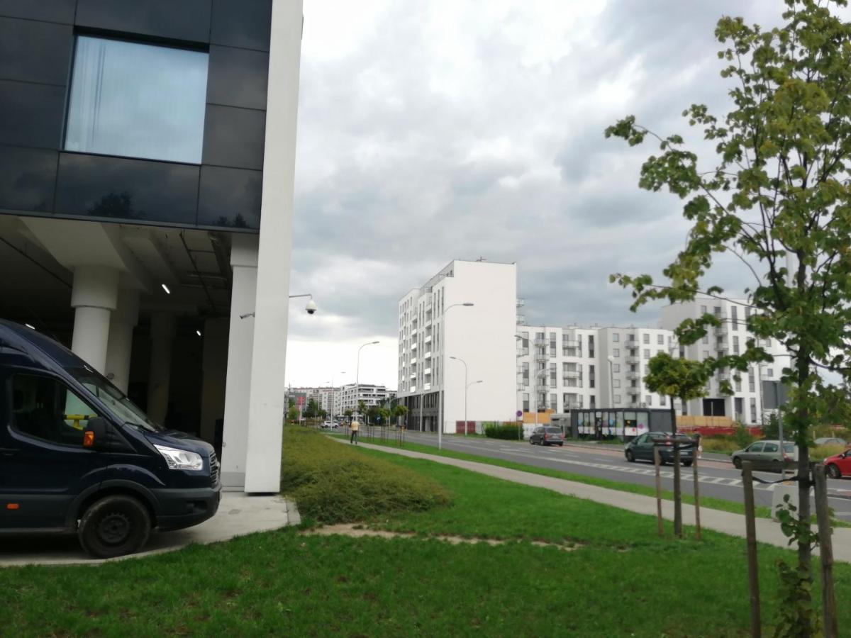 Apartamenty Galeria Polnocna Warszawa Exteriör bild