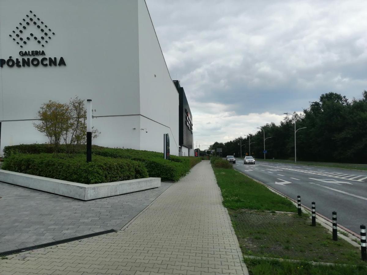 Apartamenty Galeria Polnocna Warszawa Exteriör bild