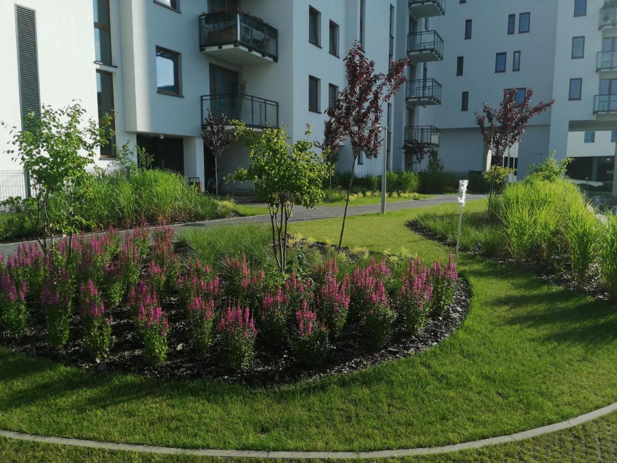 Apartamenty Galeria Polnocna Warszawa Exteriör bild